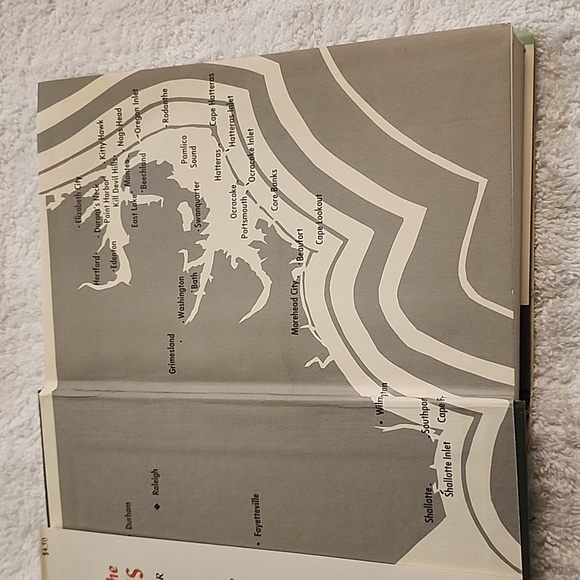 Outer Banks  Vintage book Legends of the Outer Banks HCDJ 1974 - Picture 3 of 8